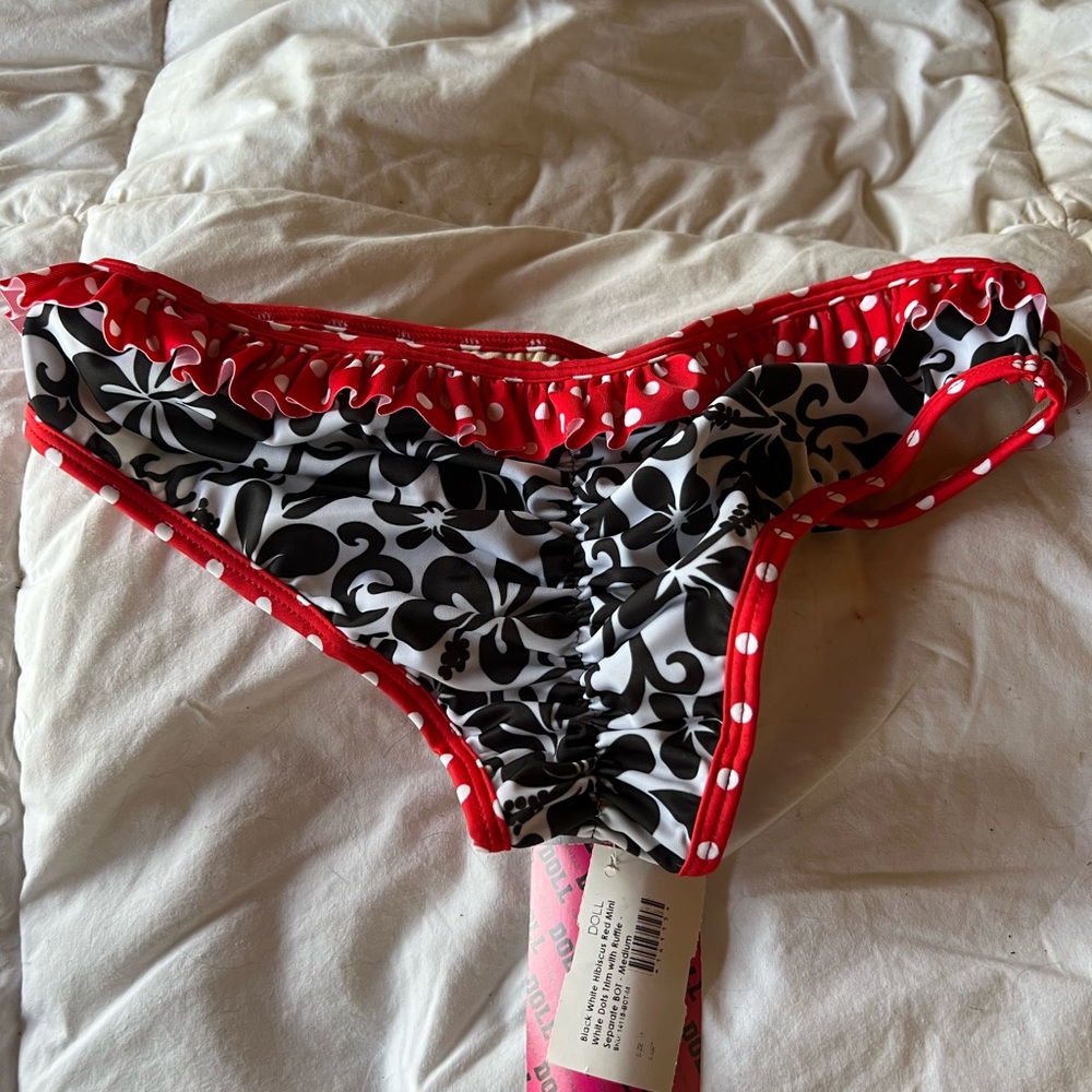 Dollcake Red and White Polka Dot Ruffled Bikini - Picture 6 of 6